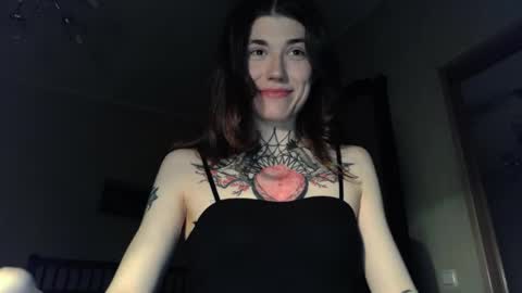 Snapshot of just_curly_ginger chatting on 04/21/26, 11:18 Ginger Curly online show from 04/21/26, 11:18