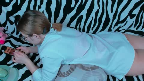 Nika and Mark online show from 03/06/25, 03:35