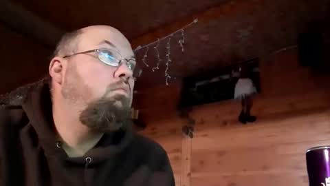 just_hangin_around online show from 11/03/25, 02:07