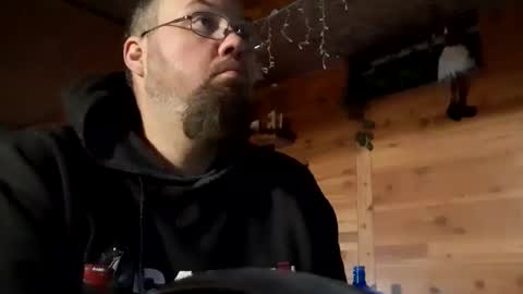 just_hangin_around online show from 11/04/25, 02:49