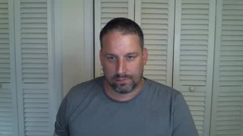 Snapshot of just_inside chatting on 09/22/25, 01:02 just_inside online show from 09/22/25, 01:02