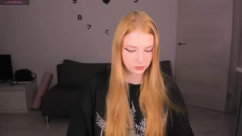Snapshot of just_jessy_meow chatting on 05/20/26, 08:48 JESSY online show from 05/20/26, 08:48