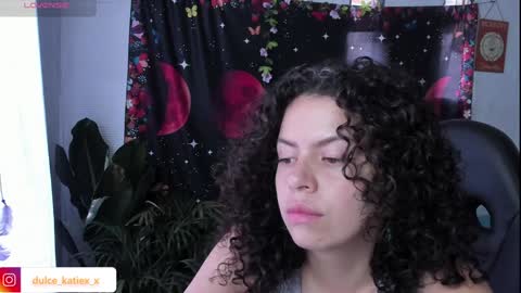 Snapshot of just_katiex chatting on 01/13/25, 10:13 Sofia online show from 01/13/25, 10:13