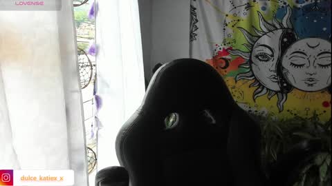 Snapshot of just_katiex chatting on 01/19/25, 07:15 Sofia online show from 01/19/25, 07:15