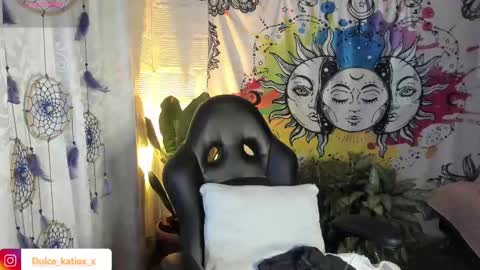 Snapshot of just_katiex chatting on 02/10/25, 10:20 Sofia online show from 02/10/25, 10:20