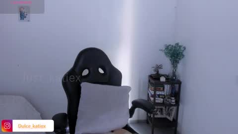 Sofia online show from 03/26/26, 06:13