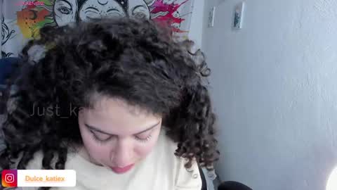 Sofia online show from 04/05/26, 01:47