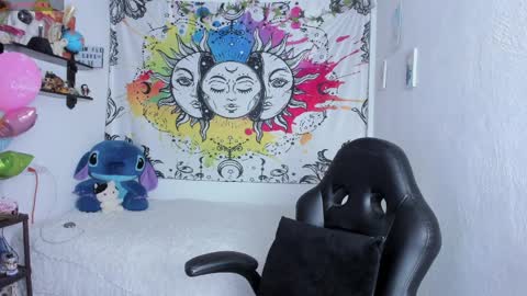 Sofia online show from 04/08/26, 02:00