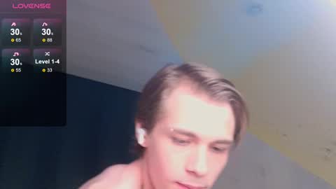Snapshot of just_sammy chatting on 02/13/25, 03:18 Samuel online show from 02/13/25, 03:18