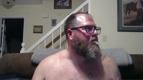 Snapshot of justaguyandnaked chatting on 02/27/25, 11:04 justaguyandnaked online show from 02/27/25, 11:04