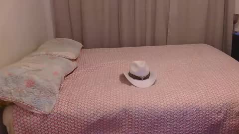 Snapshot of justasexyguyforu chatting on 03/10/26, 10:48 justasexyguyforu online show from 03/10/26, 10:48