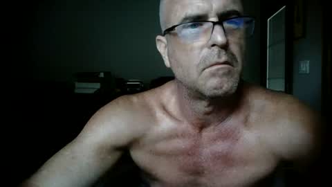 Snapshot of justaskforbiga chatting on 07/01/26, 04:40 Tohiptwoquit online show from 07/01/26, 04:40