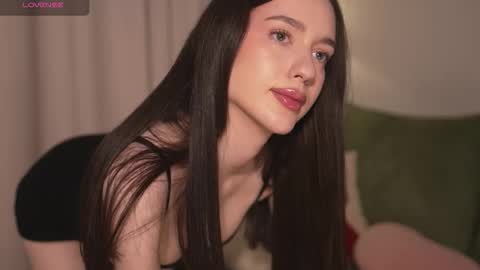 Snapshot of justbarbie_new_ chatting on 03/27/26, 05:34 Katarina online show from 03/27/26, 05:34