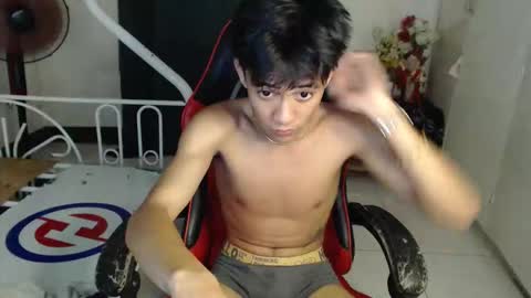 Snapshot of justcallme_jade chatting on 01/18/26, 04:22 Jade online show from 01/18/26, 04:22