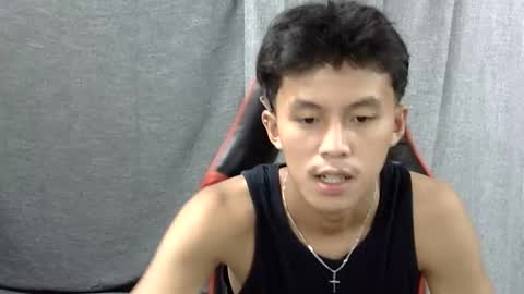 Snapshot of justcallme_james chatting on 04/16/26, 04:24 James online show from 04/16/26, 04:24