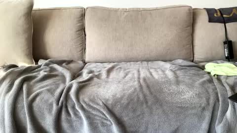 Snapshot of justcallmelaz chatting on 12/21/24, 03:09 just laz online show from 12/21/24, 03:09