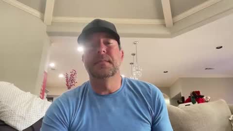 Snapshot of justfitnfun chatting on 12/16/24, 08:16 justfitnfun online show from 12/16/24, 08:16