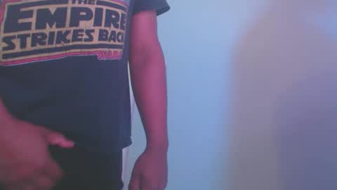 Snapshot of justhanginblk chatting on 11/06/25, 02:51 justhanginblk online show from 11/06/25, 02:51