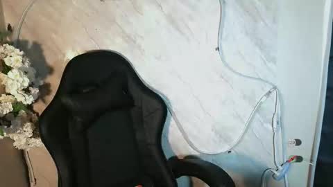 justhewayouare21 online show from 05/03/26, 02:06