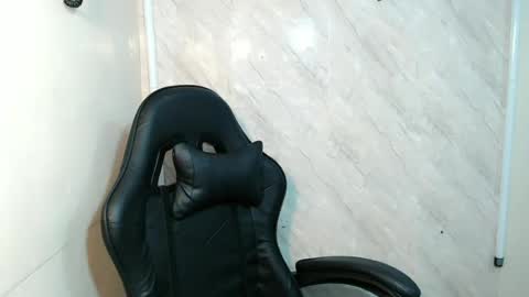 justhewayouare21 online show from 07/05/26, 09:27