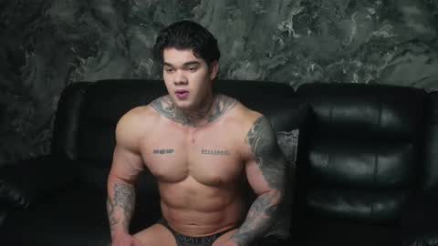 Snapshot of justin_clark1 chatting on 12/17/25, 04:40 justin clark1 online show from 12/17/25, 04:40