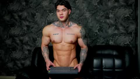 Snapshot of justin_clark1 chatting on 03/14/26, 02:06 justin clark1 online show from 03/14/26, 02:06