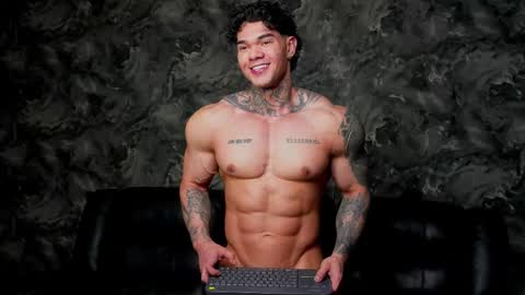 Snapshot of justin_clark1 chatting on 03/28/26, 01:49 justin clark1 online show from 03/28/26, 01:49