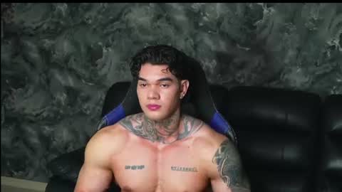 Snapshot of justin_clark1 chatting on 06/17/26, 04:15 justin clark1 online show from 06/17/26, 04:15