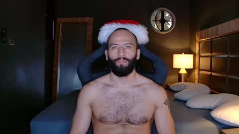 Snapshot of justin_hton chatting on 01/03/25, 01:58 Justin online show from 01/03/25, 01:58