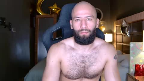 Snapshot of justin_hton chatting on 11/11/25, 12:54 Justin online show from 11/11/25, 12:54