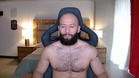 Snapshot of justin_hton chatting on 11/27/25, 12:40 Justin online show from 11/27/25, 12:40