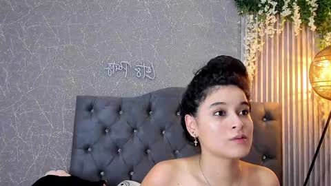 Snapshot of justin_jazmin chatting on 02/03/25, 10:00 JUSTIN Y JAZMIN online show from 02/03/25, 10:00