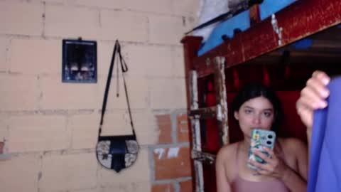 JUSTIN Y JAZMIN online show from 02/05/26, 07:51