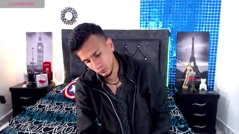 Snapshot of justin_melendez chatting on 12/24/24, 10:39 JUSTIN online show from 12/24/24, 10:39