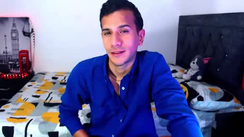Snapshot of justin_melendez chatting on 10/09/25, 12:03 JUSTIN online show from 10/09/25, 12:03