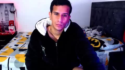 Snapshot of justin_melendez chatting on 10/10/25, 08:24 JUSTIN online show from 10/10/25, 08:24