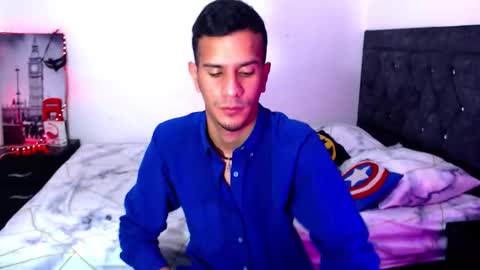 Snapshot of justin_melendez chatting on 10/23/25, 07:01 JUSTIN online show from 10/23/25, 07:01