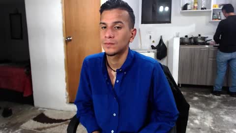 Snapshot of justin_melendez chatting on 10/25/25, 01:46 JUSTIN online show from 10/25/25, 01:46