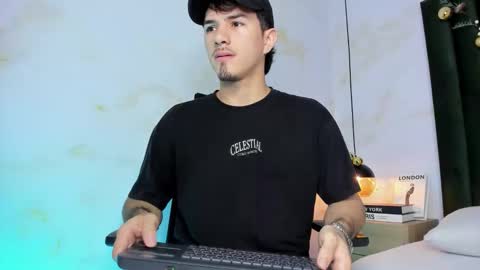 Justin online show from 12/18/25, 07:31