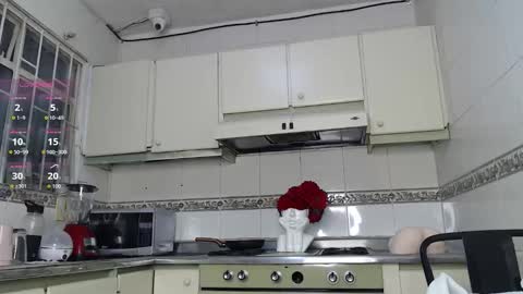 Justin  online show from 12/17/25, 03:01