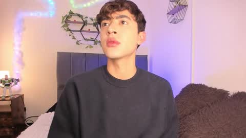 Snapshot of justinbe_ chatting on 02/13/26, 11:17 Justin online show from 02/13/26, 11:17