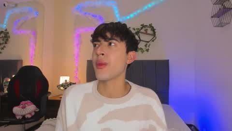 Snapshot of justinbe_ chatting on 02/18/26, 11:28 Justin online show from 02/18/26, 11:28