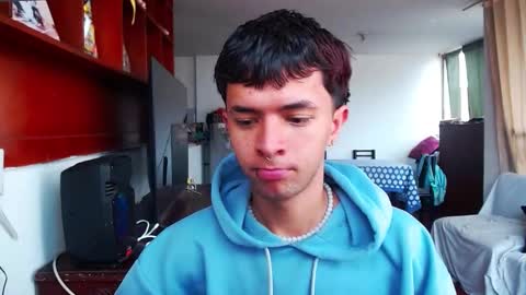 Justine online show from 10/03/25, 06:16