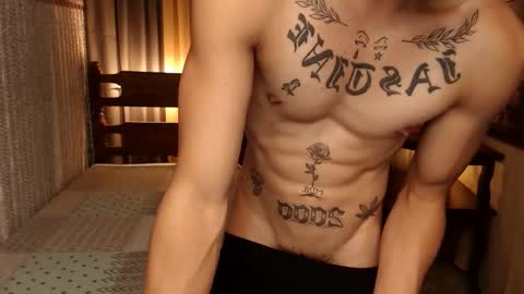 justine_hunk online show from 12/21/24, 03:14