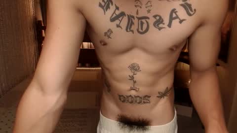 justine_hunk online show from 09/15/25, 04:45