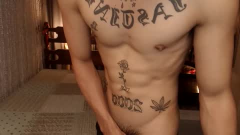 justine_hunk online show from 04/14/26, 07:20