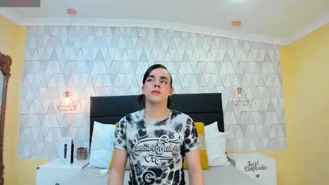 Justine online show from 10/17/25, 03:20