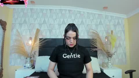 Justine online show from 02/09/26, 03:32