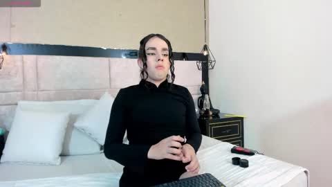 Justine online show from 02/24/26, 04:43