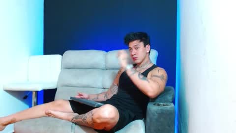 Snapshot of justinfuller_31 chatting on 02/14/26, 07:43 justinfuller_31 online show from 02/14/26, 07:43